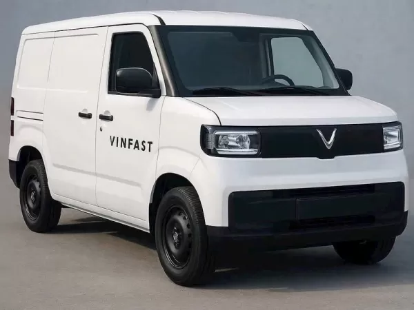 Dịch vụ thay kính chắn gió xe Vinfast EC Van tận nơi